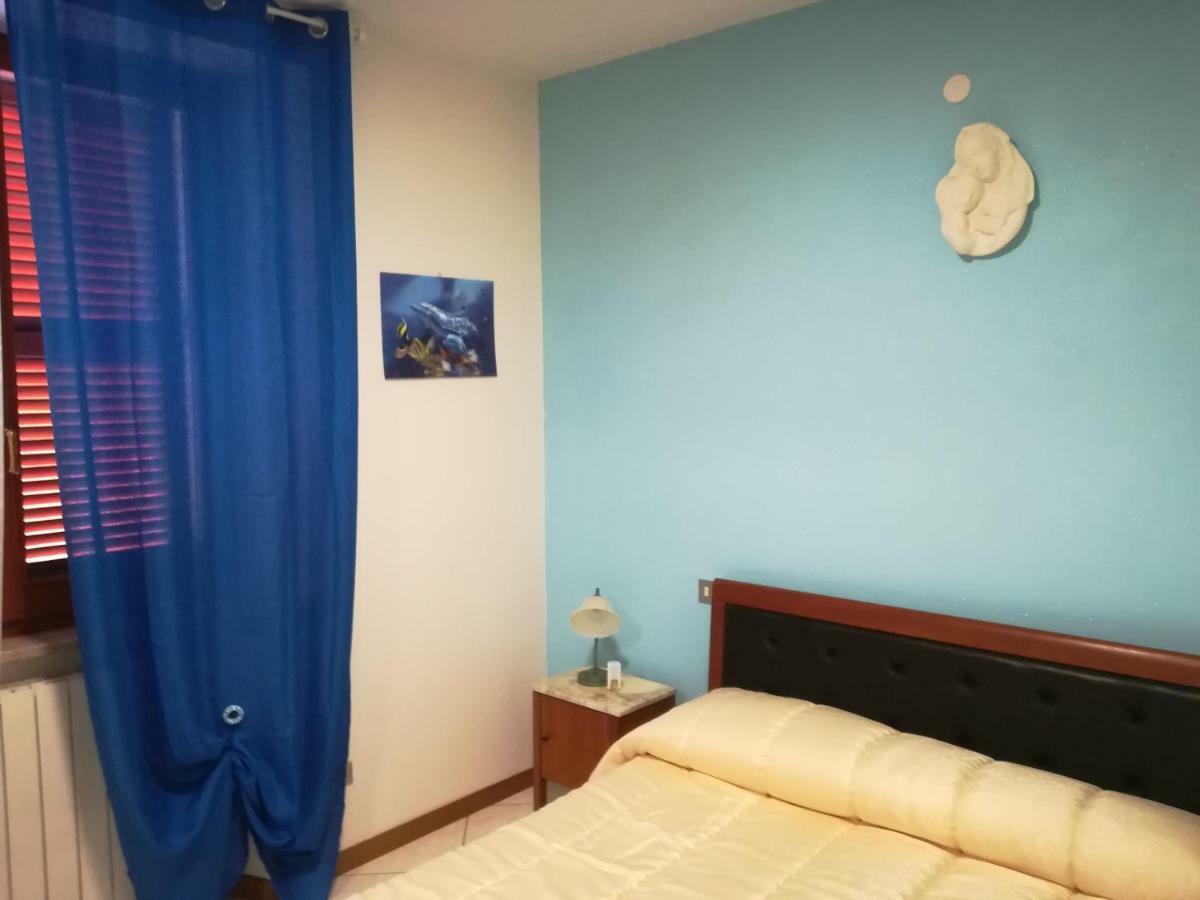 Affittacamere Lo Scoiattolo Di Mannocchi Lorella Porto SantʼElpidio Екстериор снимка